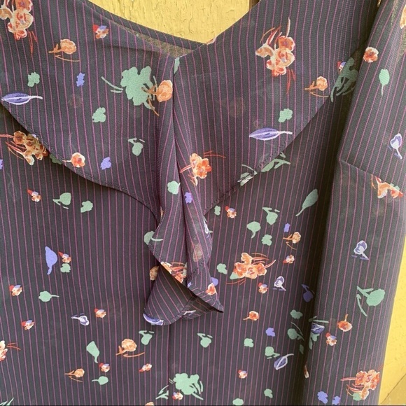 Cabi Pinstripe Cami Pinstripe Floral Tank Size Medium - Picture 3 of 9